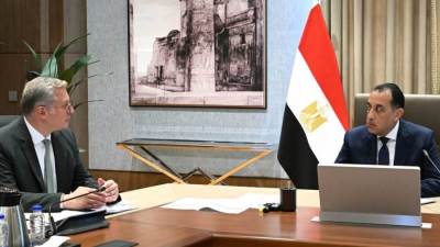 رئيس الوزراء يلتقي وزير البترول والثروة المعدنية لمتابعة عددٍ من ملفات العمل
