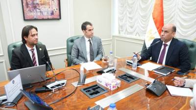 وزير العمل يلتقي وفد شركة "جيد تكستايل" :شراكة جديدة في"التدريب من أجل التشغيل"