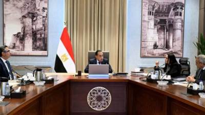 رئيس الوزراء يتابع جهود حوكمة منظومات الدعم والحماية الاجتماعية