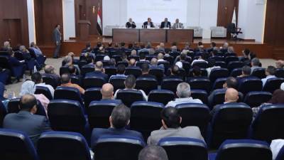 رئيس هيئة التنمية الصناعية تعقد لقاءً موسعًا مع ممثلي اتحاد الصناعات المصرية لبحث موقف المبادرات التمويلية لدعم القطاع الصناعي وتعظيم الاستفادة منها