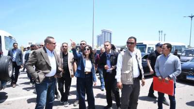 وزيرة الإسكان تتفقد مركز هيئة المجتمعات العمرانية الجديدة التكنولوجي لخدمة المواطنين والمستثمرين والبرج الشاطئي LD06 بمدينة العلمين الجديدة