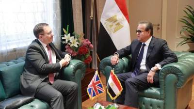 وزير الصحة يستقبل سفير بريطانيا لدى مصر لبحث تعزيز التعاون المشترك في المجالات الصحية