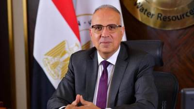 سويلم يتابع أعمال مصلحة الميكانيكا والكهرباء وجاهزية المحطات للتعامل مع موسم أقصى الاحتياجات المائية الحالي