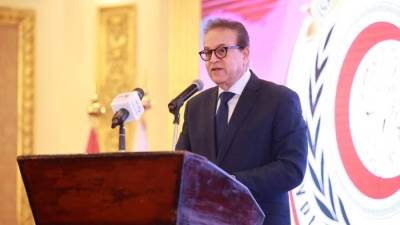 الدكتور خالد عبدالغفار يشهد احتفالية اليوم العالمي للتمريض