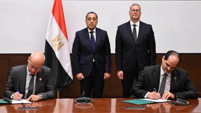 رئيس الوزراء يشهد توقيع مذكرة تفاهم للتعاون في أنشطة استكشاف الغاز الطبيعي بمنطقة غرب البحر المتوسط