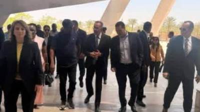 رئيس وزراء جمهورية بوروندي وحرمه يزوران المتحف المصري الكبير