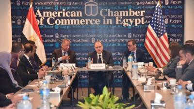 هيئة الدواء المصرية تشارك في مائدة مستديرة بالغرفة الأمريكية للتجارة لبحث دعم تنافسية القطاع الدوائي والتوسع في الأسواق الخارجية