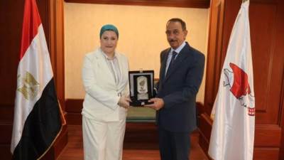 رئيسة المجلس القومي للطفولة والأمومة ومحافظ سوهاج يفتتحان فرع المجلس بالمحافظة