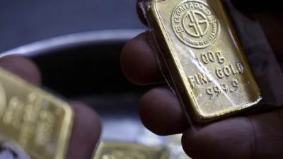 ارتفاع أسعار الذهب في مصر رغم تراجعه عالميًا