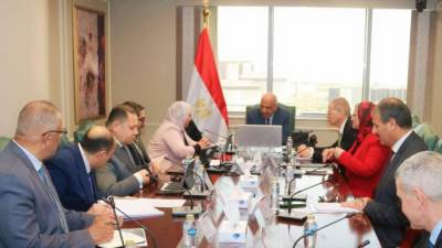 وزير الكهرباء يبحث مع وفد البنك الدولي سبل دعم وتعزيز الشراكة والتعاون في مجالات دعم وتقوية الشبكة الموحدة
