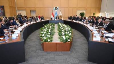 وزير الصناعة يترأس اجتماع لجنة تسيير برنامج الشراكة القطرية لمصر (PCP)