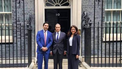وزير الخارجية يلتقي مع مستشارى رئيس الوزراء البريطاني للشئون الاقتصادية والتجارة والاستثمار