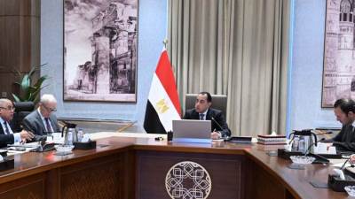 رئيس الوزراء يستعرض التقرير ربع السنوي الأول لوحدة الشركات المملوكة للدولة