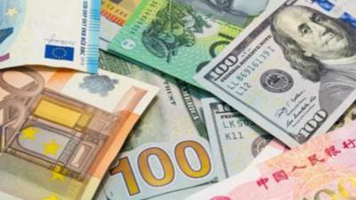 أسعار العملات الأجنبية والعربية أمام الجنيه المصري اليوم الجمعة