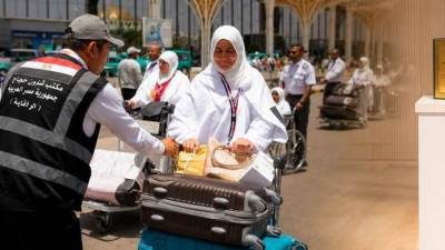 بعثة الحج المصرية تفوز بالدرع الفضي لجائزة "لبّيتم" السعودية للتميز