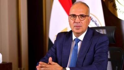 سويلم يتابع حالة محطات رفع المياه وجهود مصلحة الميكانيكا والكهرباء خلال إجازة عيد الأضحى المبارك