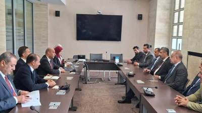 وزير العمل يبحث مع نظيره العُماني تعزيز التعاون المشترك.. ويشارك في احتفالية إطلاق تقرير عن "الحماية الاجتماعية" بسلطنة عُمان
