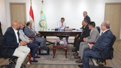 وزير الزراعة يبحث مع شعبة "بيض المائدة" وممثلي شركات البسترة والتجفيف لبحث آليات دعم المنتجين