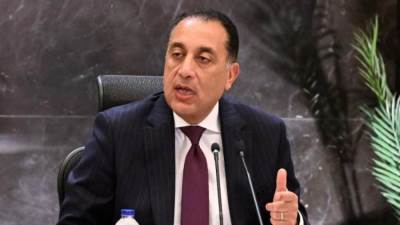 رئيس الوزراء يفتتح خط الإنتاج الجديد للسيارة «ماجنيت» بشركة نيسان
