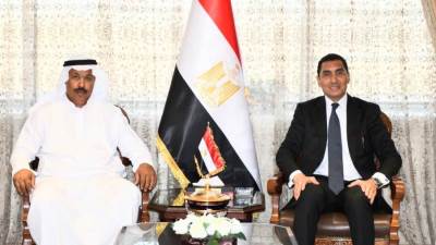 وزير الشباب والرياضة يبحث مع رئيس الاتحاد المصري للهجن خطة البطولات والفعاليات خلال الفترة المقبلة