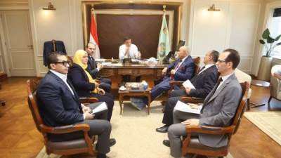 وزير الزراعة يلتقي أعضاء مجلسي النواب والشيوخ لبحث طلبات المواطنين والمزارعين وحل مشكلاتهم