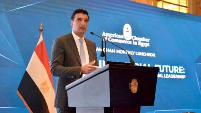 وزير الصناعة يستعرض مستجدات استراتيجية النهوض بالصناعة المصرية 2030 والمبادرات الجاري تنفيذها بالوزارة