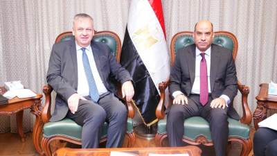 وزير العمل يبحث مع السفير الألماني بالقاهرة تعزيز التعاون في تنقل العمالة والتدريب المهني