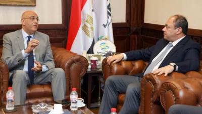 توقيع مذكرة تفاهم بين جهاز تنمية المشروعات لدعم المشروعات الإنتاجية والصناعية لشباب الصعيد