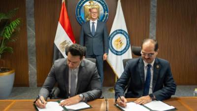  وزير البترول والثروة المعدنية يشهد توقيع اتفاقية جديدة مع هاربور إنرجي وتوقيع مذكرة مبادئ مع إيني لتحفيز الاستثمارات وزيادة إنتاج الغاز 