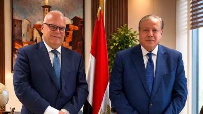 هشام عزمي يستقبل سفير السويد بالقاهرة لبحث التعاون في حماية حقوق الملكية الفكرية ودعم الصناعات الدوائية