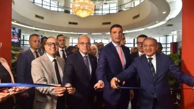 وزير الاستثمار والتجارة الخارجية يفتتح معرض الأهرام لسيارات النقل 2026