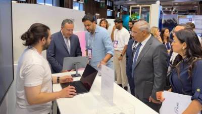 وزير التعليم العالي والبحث العلمي يشارك في فعاليات معرض Viva Technology 2026 بفرنسا لتعزيز التعاون الدولي في مجالات الابتكار والتكنولوجيا المتقدمة
