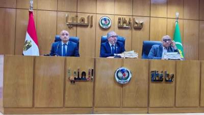 المدير التنفيذي للهيئة يلتقي محافظ المنيا ويتابع استعدادات المنافذ وفرق العمل بالمحافظة