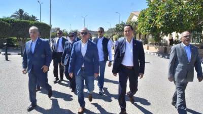 وزير الاستثمار يتفقد عدد من المشروعات الصناعية التي توفر آلاف فرص العمل بالمنطقة الحرة العامة بالعامرية