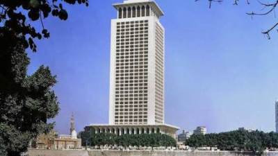 مصر تدين الاعتداءات على دولتي الكويت والبحرين وتعرب عن تضامنها الكامل معهما