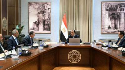 مدبولي: توجيهات من فخامة الرئيس بالارتقاء بمنظومة الرعاية الصحية وتطوير الخدمات الطبية المقدمة للمواطنين