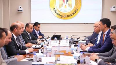  وزيرا الصناعة والعمل يبحثان سبل تعزيز التعاون بين الوزارتين لإزالة أية تحديات تواجه قطاع الصناعة 