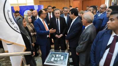 وزير التعليم والقائم بأعمال جامعة حلوان الأهلية يتفقدان جامعة حلوان الأهلية ويشهد إطلاق منصة "حلوان بلس جونيور"