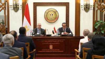 وزير الصحة يستعرض إنجازات المنظومة الصحية أمام السفراء المرشحين لتعزيز الصورة الدولية لمصر