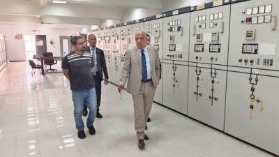 وزير الكهرباء والطاقة المتجددة يتفقد محطة محولات القاهرة الجديدة جهد 220\66\22 ك.ف سعة 675 ميجافولت أمبير ويتابع استقرار الشبكة القومية للكهرباء في مناطق شرق القاهرة