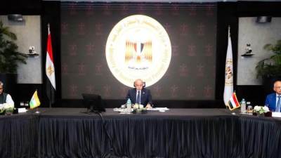 وزير الاستثمار والتجارة الخارجية يلتقي قيادات 30 شركة هندية لبحث خططهم الاستثمارية وتعزيز الشراكة لدعم الإنتاج والتشغيل والتصدير بحضور السفير الهندي