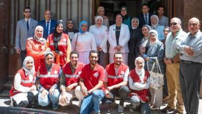 رئيسة المجلس القومي للطفولة والأمومة ترافق أطفال حلايب وشلاتين وأبو رماد والوادي الجديد في زيارة للهلال الأحمر المصري بالإسكندرية