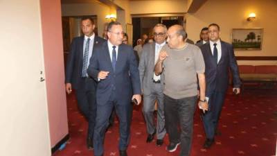 وزير التعليم العالي القائم بأعمال وزير الثقافة يتفقد دار الأوبرا المصرية 