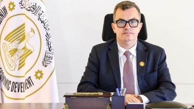وزير التخطيط يتابع خطة فض التشابكات المالية والربط الإلكتروني الشامل مع وزارة المالية