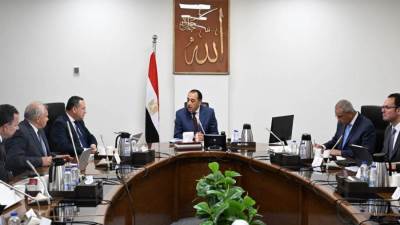 رئيس الوزراء يُتابع جهود تطوير منظومة التعليم على أساس الجدارة والتميز