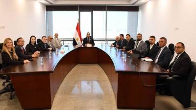 وزير الشباب والرياضة يبحث مع وفد صيني مقترحات تطوير المنشآت الشبابية والرياضية