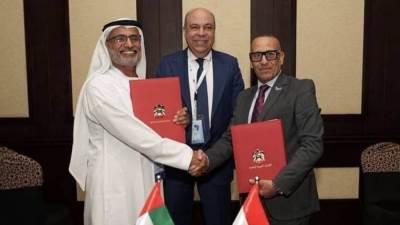 مصر والإمارات توقعان مذكرة تفاهم لتعزيز الربط الجوي والتوسع في خدمات النقل بين البلدين