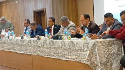 بيع وترسية 24 محلًا تجاريًا وصيدلية بالمزاد العلني بمدينتي العاشر من رمضان والمنصورة الجديدة