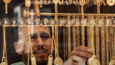 تراجع أسعار الذهب في مصر.. وعيار 21 يخسر 10 جنيهات قبل قرار الفيدرالي الأميركي