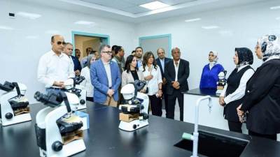 وزير التخطيط ومحافظ البحيرة يواصلان الجولة الميدانية ويتفقدان مشروعات صحية وتعليمية وتطوير ميدان المحطة
